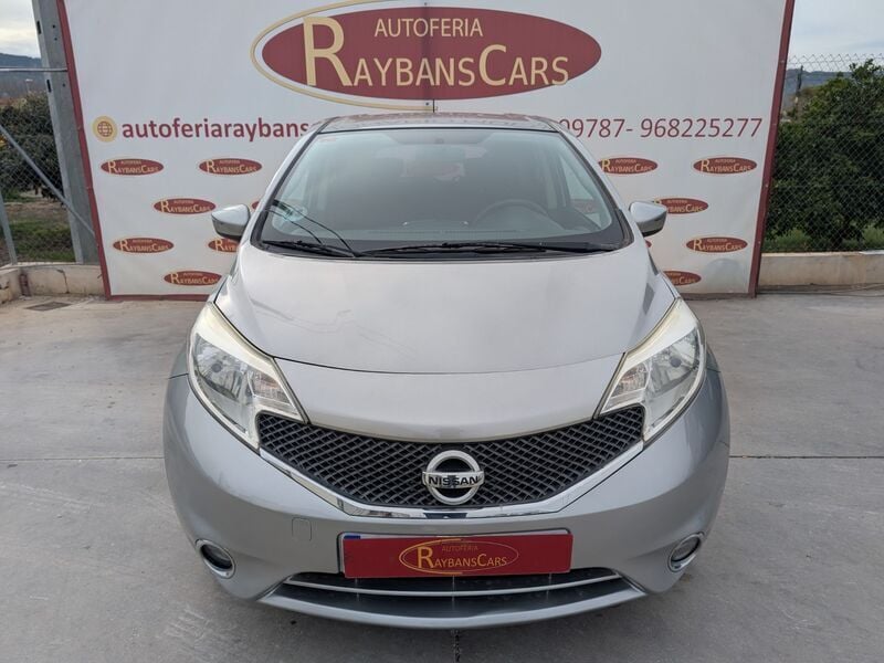 Usado Nissan Note Visia 90 CV (66 kW) 2014 Gris / plata Monovolumen