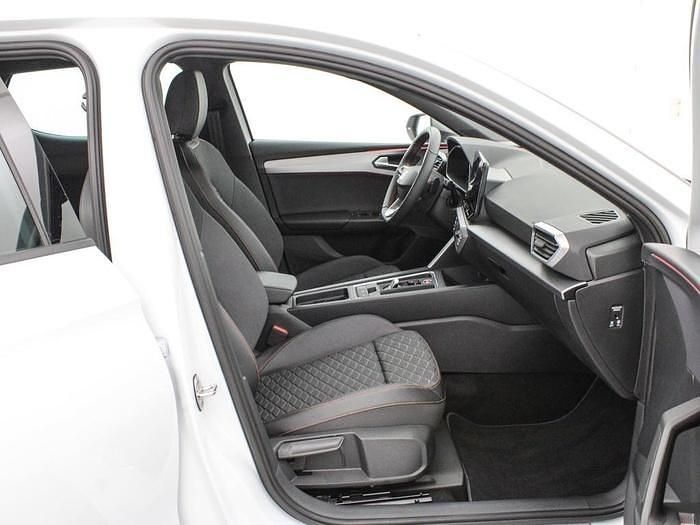 Usado Seat Leon FR 150 CV (110 kW) 2025 Blanco