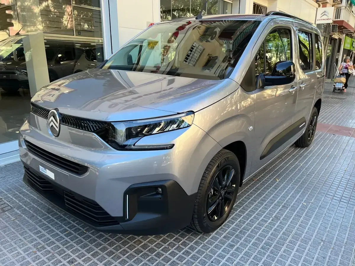 Nuevo Citroën Berlingo 100 CV (73 kW) 2026 Gris Monovolumen