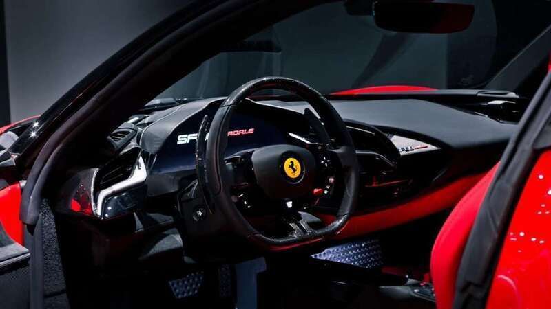 Usado Ferrari SF90 734 kW (999 CV) 2024 Rojo Coupe