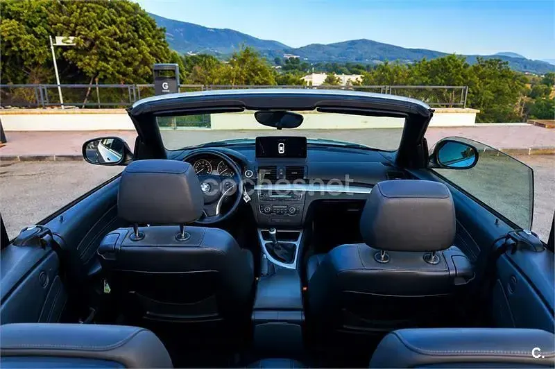 Usado BMW 118 Cabriolet 143 CV (105 kW) 2010 Beige Descapotable