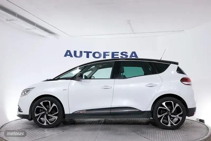 Usado Renault Scénic III Edition One 160 CV (117 kW) 2016 Blanco Monovolumen