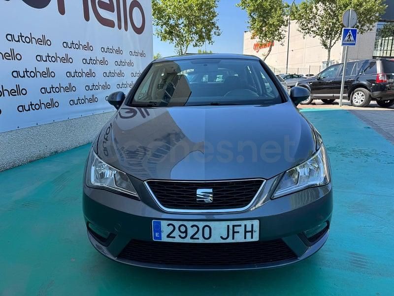 Usado Seat Ibiza Style 90 CV (66 kW) 2015 Gris / plata Berlina