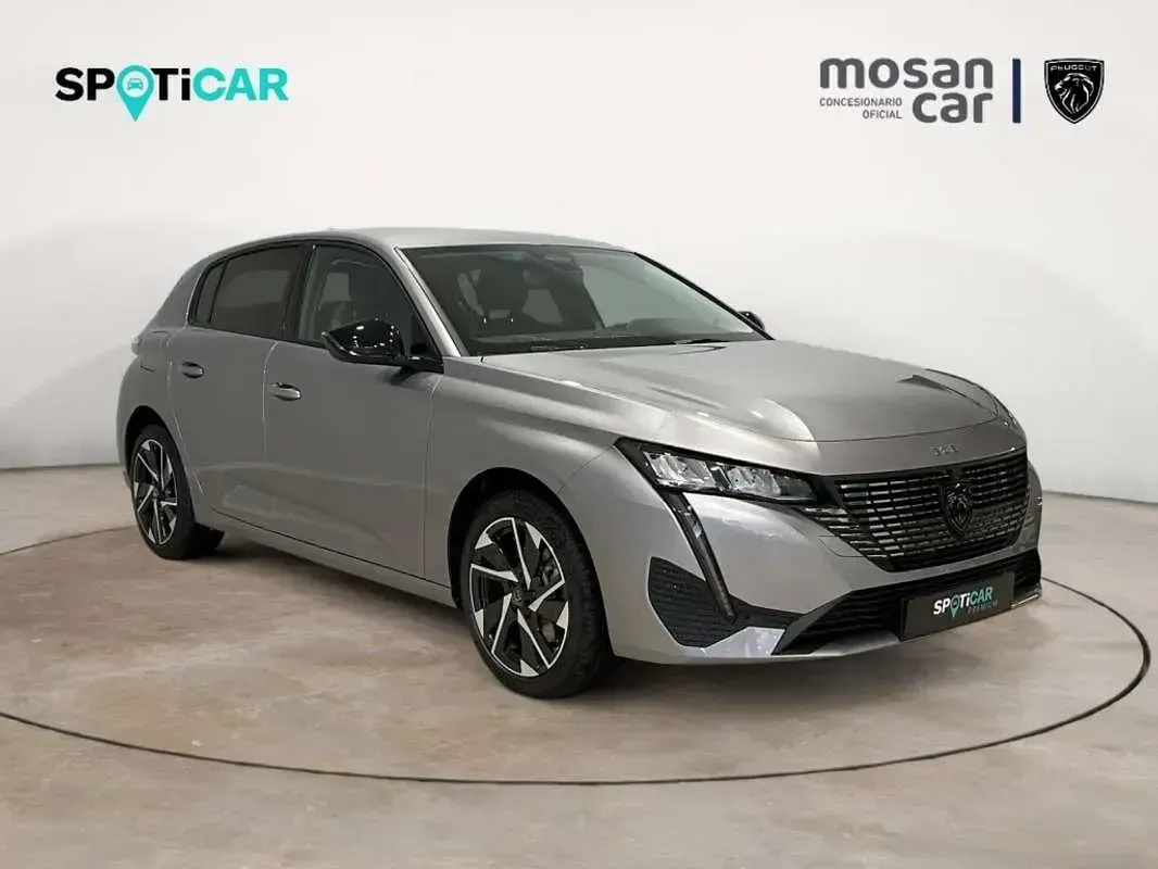 Usado Peugeot 308 Allure 131 CV (96 kW) 2024 Gris Berlina