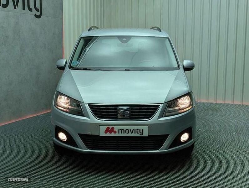 Usado Seat Alhambra Style 149 CV (109 kW) 2022 Gris Monovolumen