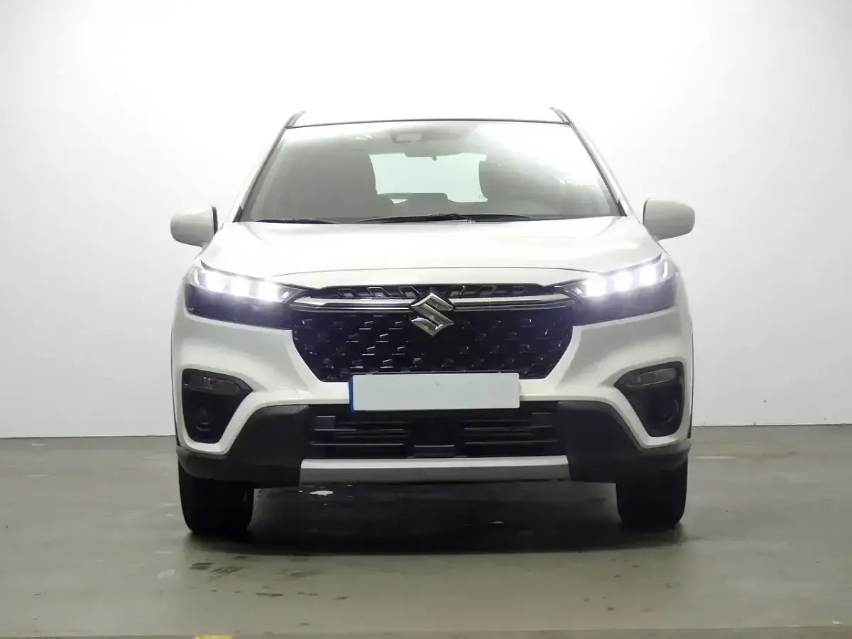 Usado Suzuki SX4 S-Cross 129 CV (94 kW) 2023 Blanco SUV