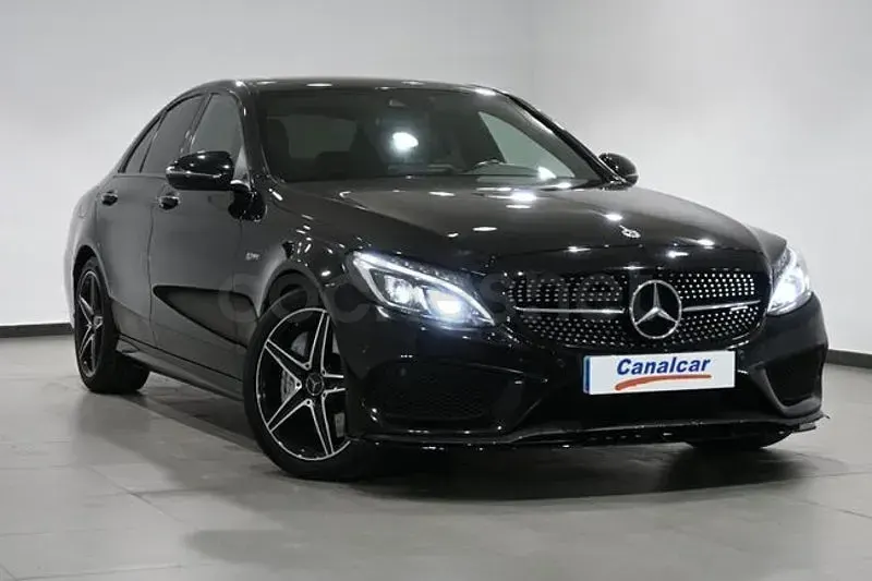 Usado Mercedes C43 AMG 367 CV (269 kW) 2018 Negro Berlina