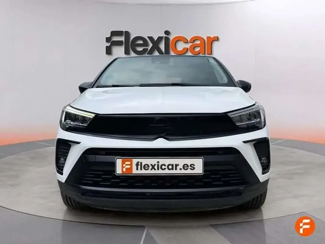 Usado Opel Crossland 110 CV (80 kW) 2023 Blanco SUV