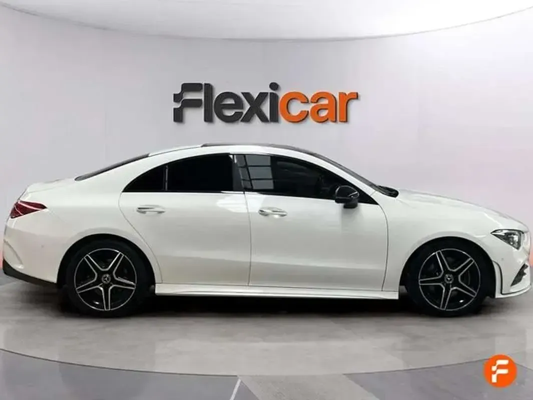 Usado Mercedes CLA200 163 CV (119 kW) 2019 Blanco Coupe