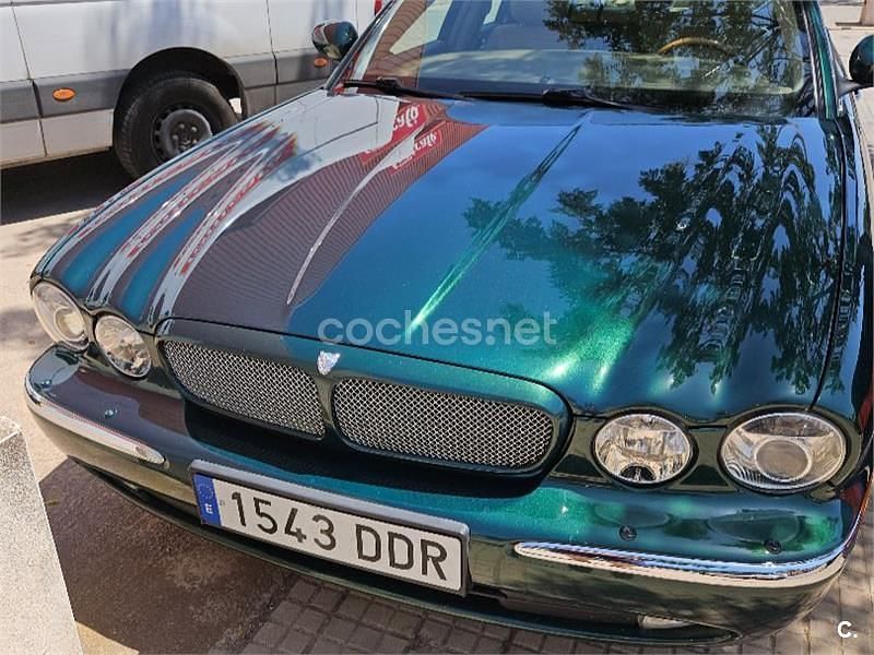 Usado Jaguar XJ8 Executive 298 CV (219 kW) 2004 Verde Berlina