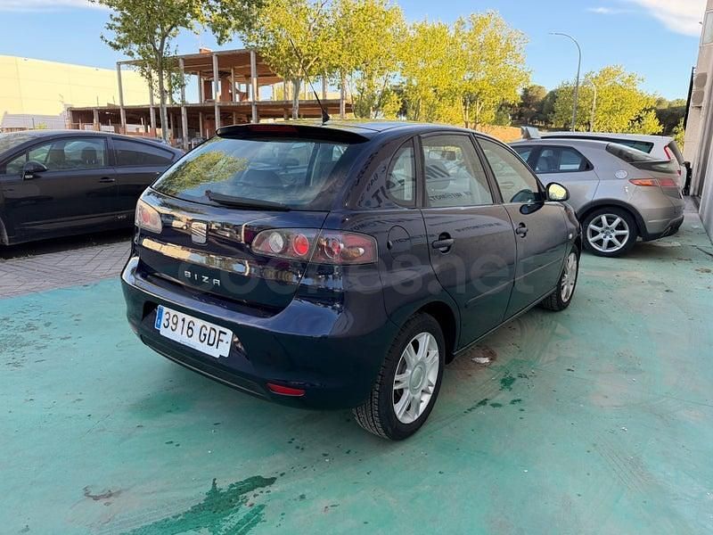 Begagnad Seat Ibiza 85 HK (62 kW) 2008 Blå Sedan