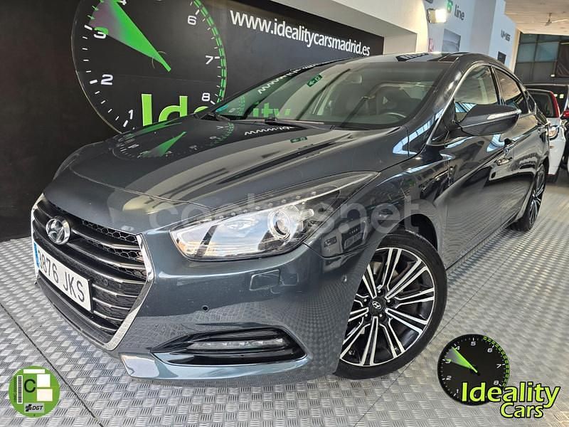 Gris / plata Usado 2015 Hyundai i40 Berlina | 12.990 € (Caro) - Imagen 1/4