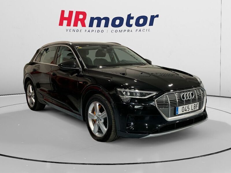 Negro Usado 2019 Audi e-tron Advanced SUV | 31.850 € (Un poco caro) - Imagen 1/4