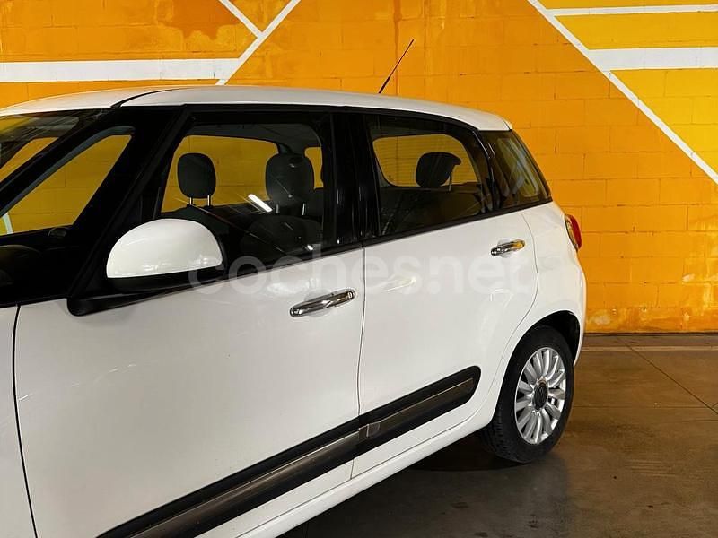 Usado Fiat 500L Pop Star 95 CV (69 kW) 2015 Blanco Monovolumen
