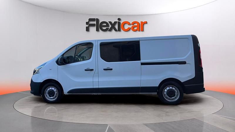 Usado Renault Trafic 110 CV (80 kW) 2021 Blanco Monovolumen
