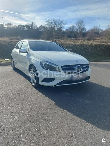 Blanco Usado 2014 Mercedes A180 Style Berlina | 12.790 € (Buen precio) - Imagen 1/4