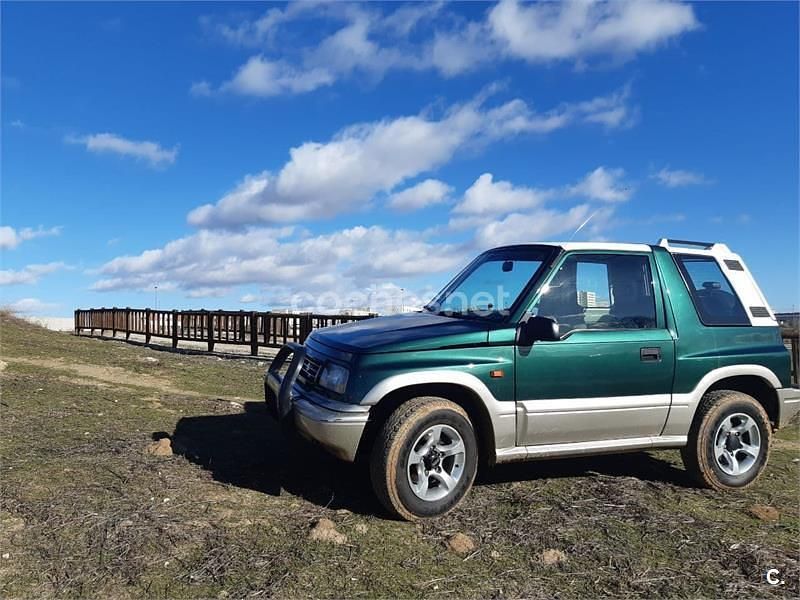 Usado Suzuki Vitara 90 CV (66 kW) 2003 Verde SUV