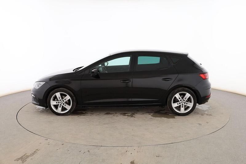 Usado Seat Leon FR 150 CV (110 kW) 2017 Negro Berlina