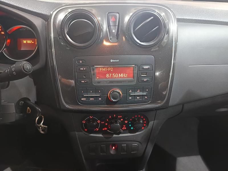 Blanco Usado 2018 Dacia Sandero Ambiance Utilitario | 8900 € (Precio justo) - Imagen 1/4