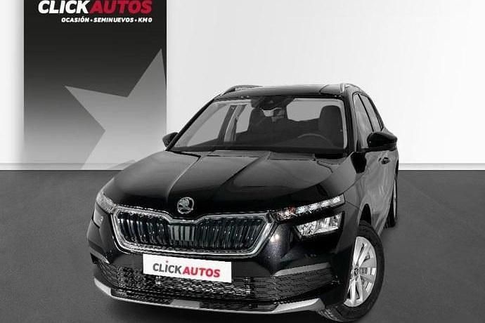 Usado Skoda Kamiq Ambition 110 CV (80 kW) 2023 Negro SUV