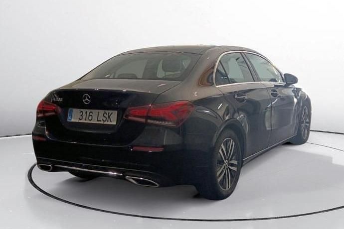 Usado Mercedes A200 163 CV (119 kW) 2021 Berlina