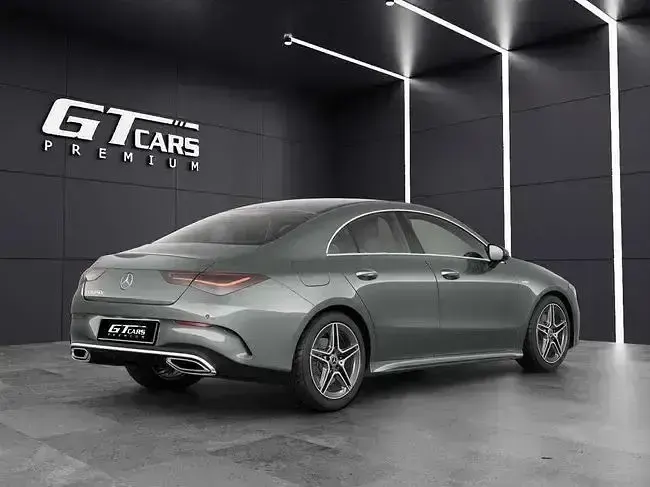Usado Mercedes CLA250e AMG 218 CV (160 kW) 2025 Gris / plata Berlina