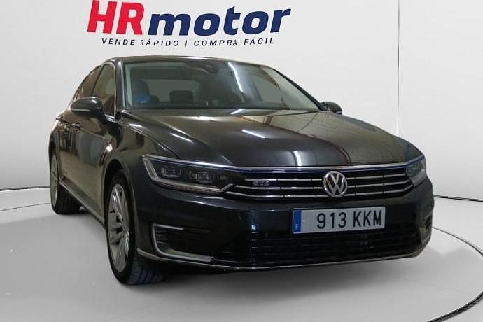 Usado 2018 VW Passat GTE Berlina | 16.490 € (Buen precio) - Imagen 1/4
