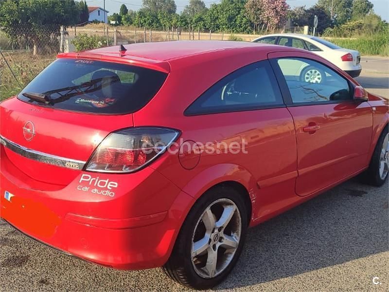 Rojo Usado 2007 Opel Astra GTC Sport Berlina | 2600 € (Precio justo) - Imagen 1/4