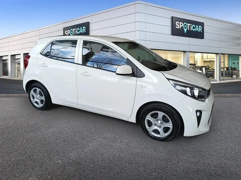 Begagnad Kia Picanto 67 HK (49 kW) 2024 Vit Halvkombi