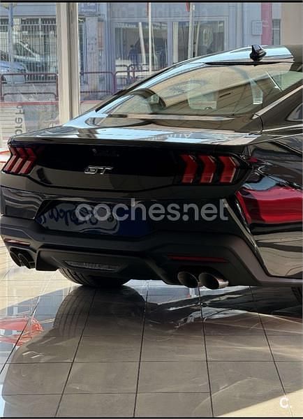 Negro Usado 2024 Ford Mustang GT Coupe | 57.500 € (Un poco caro) - Imagen 1/4