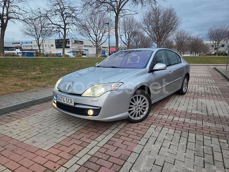 Usado Renault Laguna III Privilege 150 CV (110 kW) 2009 Gris / plata Berlina
