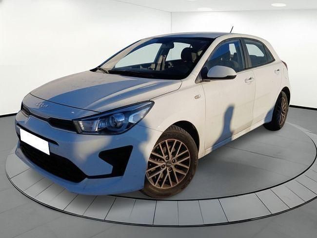 Blanco Usado 2021 Kia Rio Berlina | 11.990 € (Precio justo) - Imagen 1/4
