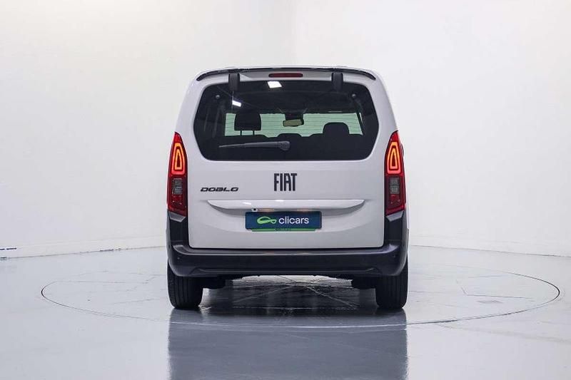 Używany Fiat Doblò 102 KM (75 kW) 2025 Biały Minivan
