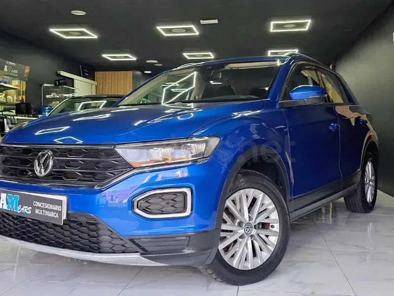 Usado VW T-Roc Advance 150 CV (110 kW) 2019 Azul SUV