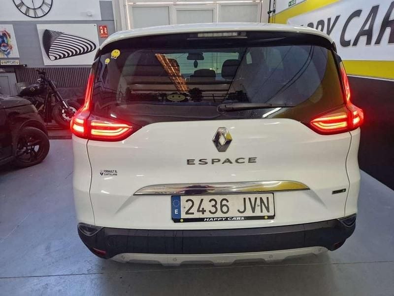 Käytetty Renault Espace Life 131 HP (96 kW) 2016 Valkoinen Tila-auto