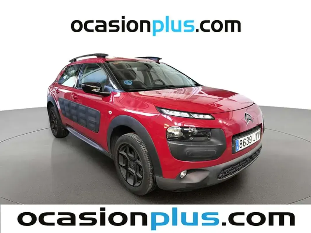 Usado Citroën C4 Cactus Feel 99 CV (72 kW) 2017 Burdeos Utilitario