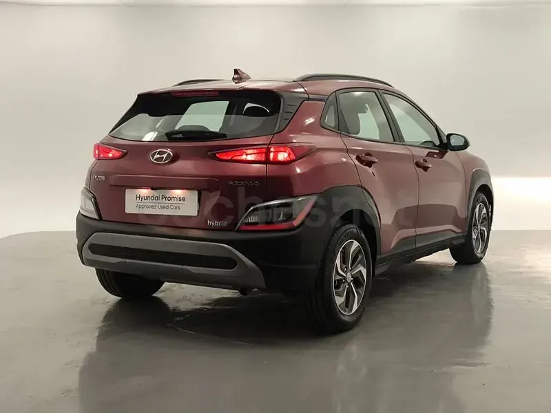 Usado Hyundai Kona 141 CV (103 kW) 2023 Granate SUV