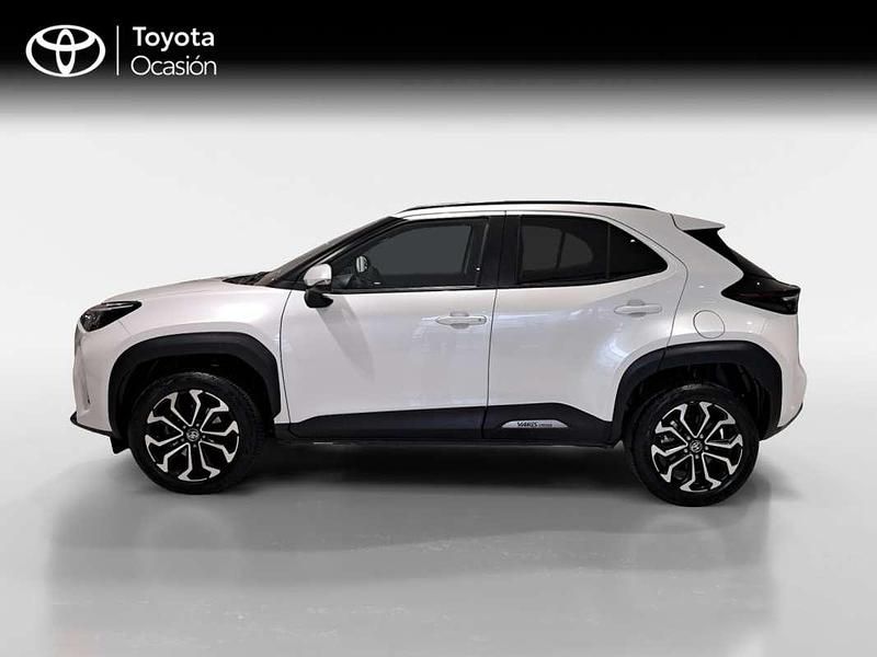 Usado Toyota Yaris Cross Active 116 CV (85 kW) 2025 Blanco SUV