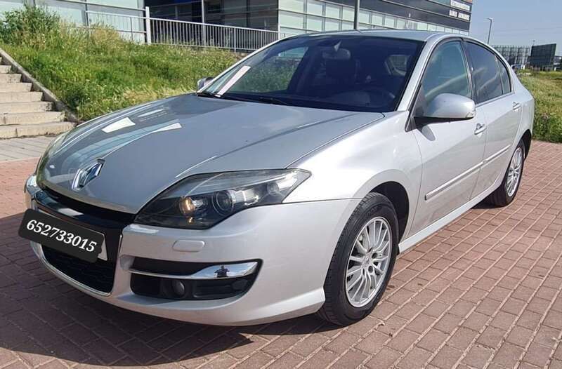 Gris Usado 2012 Renault Laguna III Dynamique Berlina | 4200 € (Buen precio) - Imagen 1/4