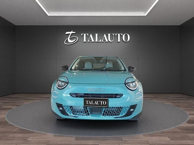 Nuevo Fiat 600 Icon 110 CV (80 kW) 2025 Azul SUV