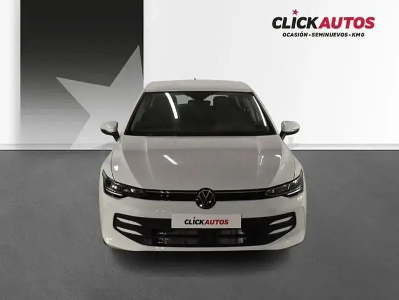 Usado VW Golf VIII 115 CV (84 kW) 2025 Blanco Berlina