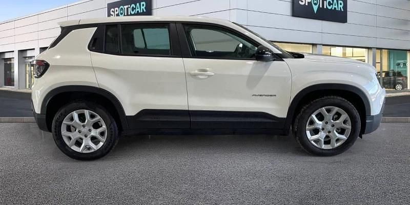 Usado Jeep Avenger Altitude 101 CV (74 kW) 2023 Blanco SUV