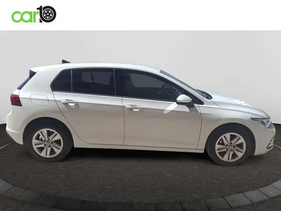 Usado VW Golf VIII Life 110 CV (80 kW) 2022 Blanco Utilitario