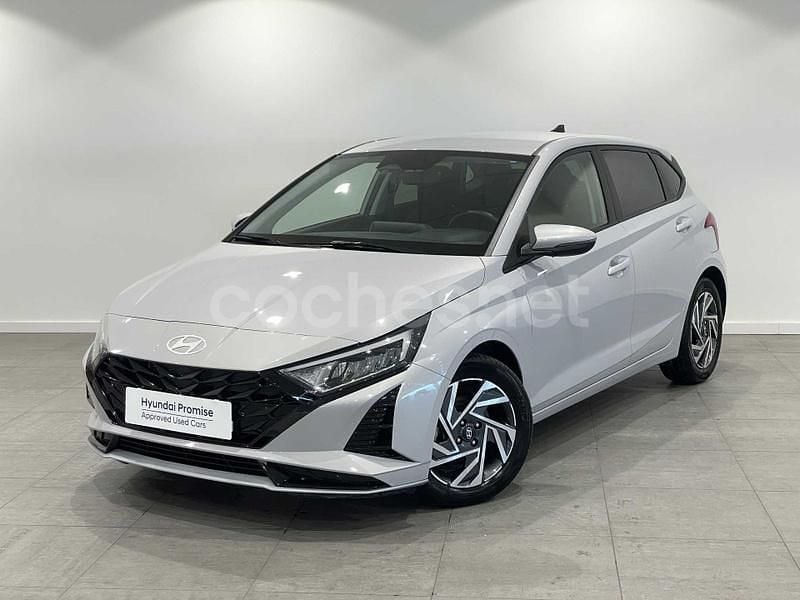 Gris / plata Nuevo 2025 Hyundai i20 Berlina | 17.900 € (Buen precio) - Imagen 1/3