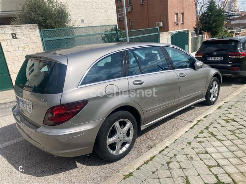 Gris / plata Usado 2006 Mercedes R350 Monovolumen | 10.900 € (Un poco caro) - Imagen 1/4