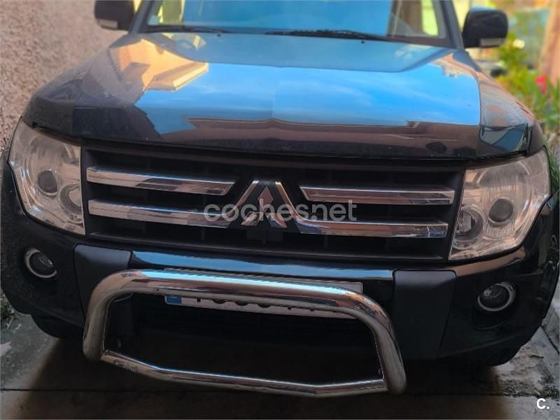 Negro Usado 2007 Mitsubishi Montero Intense SUV | 20.999 € (Un poco caro) - Imagen 1/4