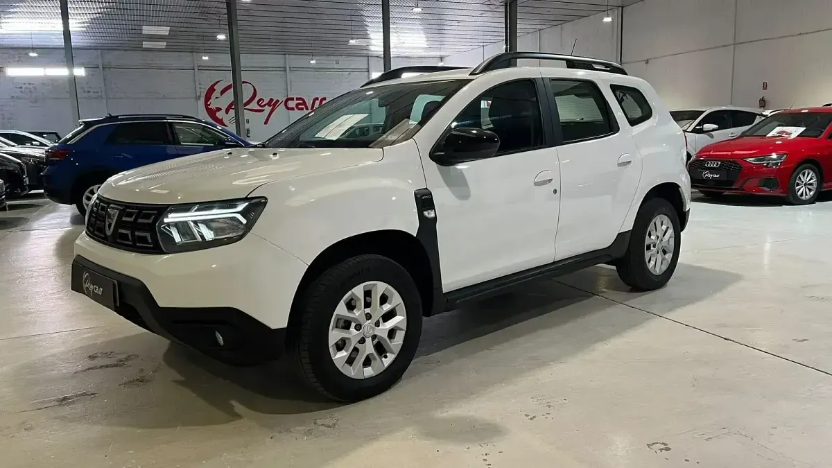 Usado Dacia Duster Comfort 115 CV (84 kW) 2022 Blanco SUV