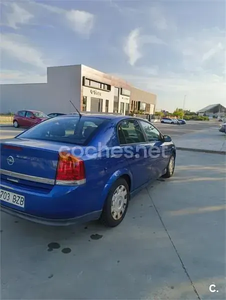 Usado Opel Vectra Comfort 122 CV (89 kW) 2002 Azul Berlina