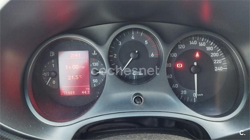 Usado Seat Leon Stylance 140 CV (102 kW) 2008 Negro Utilitario