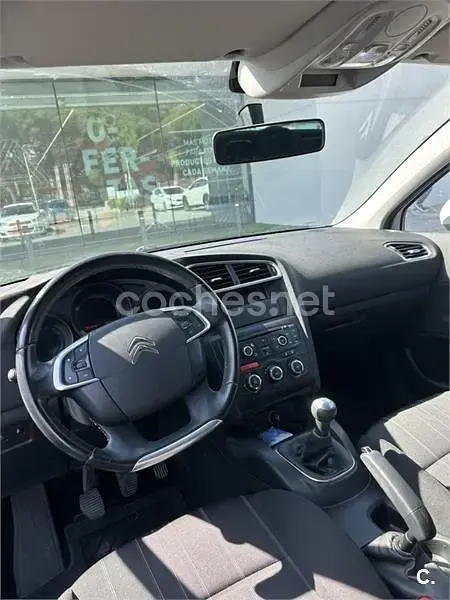 Usado Citroën C4 Live 110 HP (80 kW) 2016 Branco Sedan